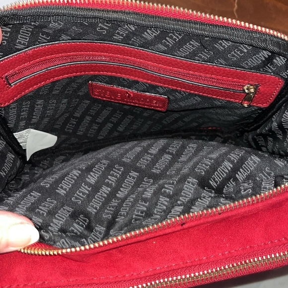 Steve Madden Crossbody shoulder bag NWOT Red VEGAN 1/2 Leather 1/2 Suede Look - Picture 14 of 14